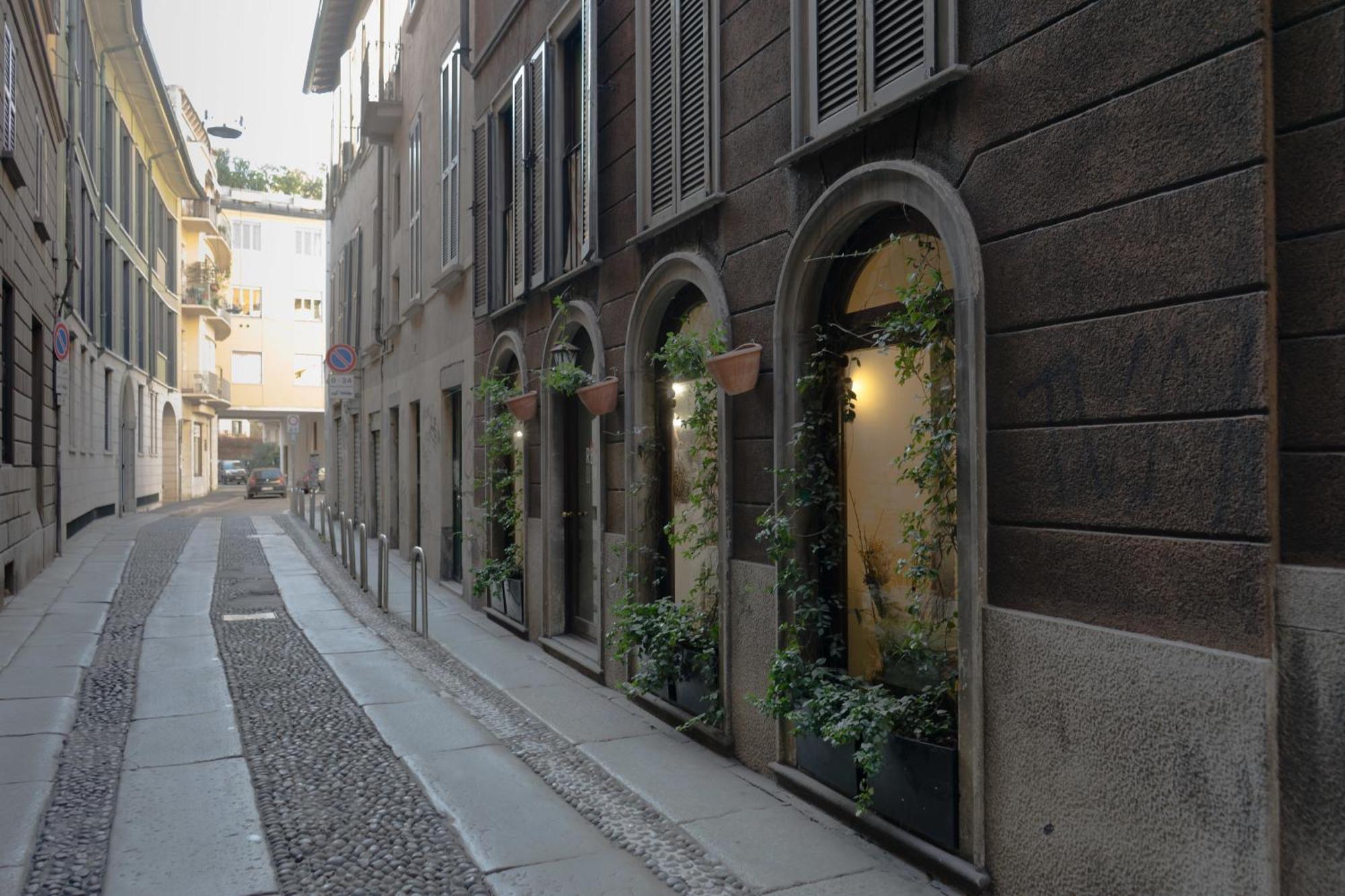 Disciplini Apartment A 5 Min Dal Duomo Milano Exteriör bild